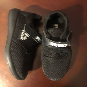 Size 7toddler shoe
